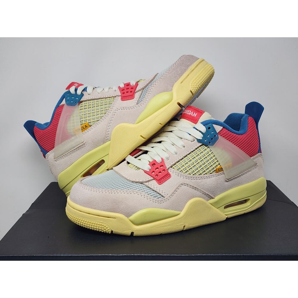 Air Jordan 4 Retro UNION GUAVA ICE DC9533-800 Size 5.5 WORN